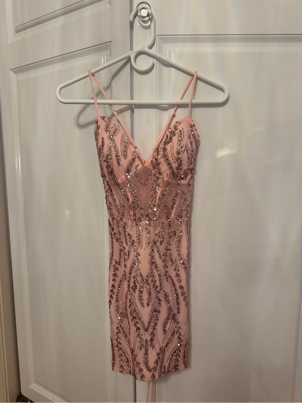 Windsor Pink sparkly hoco dress size small